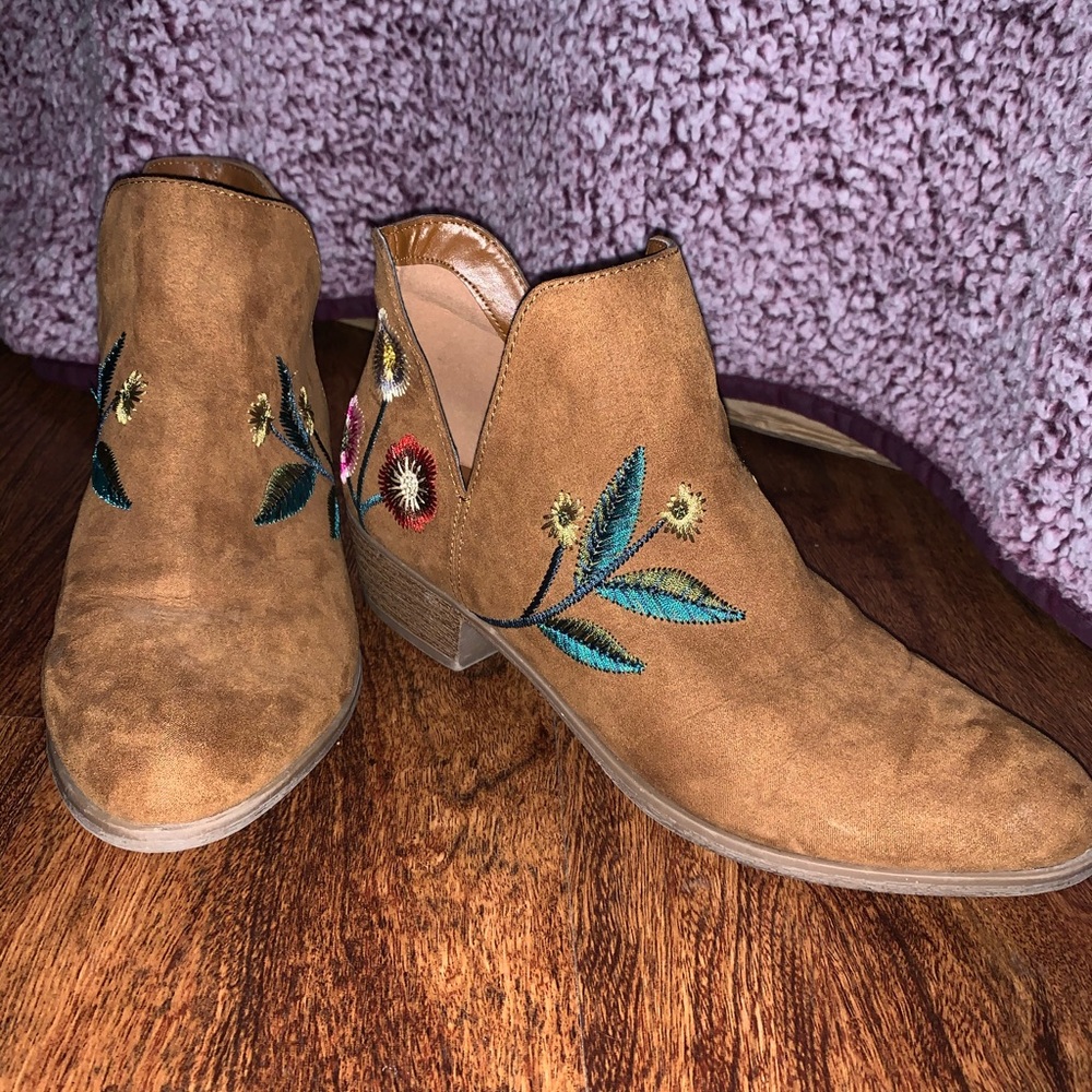 Indigo Rd. Booties